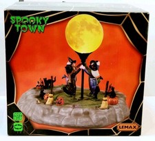 Lemax Spooky Town Dancing in the Moonlight Animated Lighting Halloween Village  picture