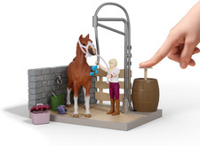 Schleich Horse Club - 26Pc Sofia'S Horse Wash Playset - Kids 5+ | 42792 picture