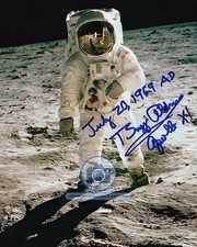 BUZZ ALDRIN LUNAR LANDING APOLLO 11 AUTOGRAPHED 8X10 PHOTOGRAPH REPRINT picture