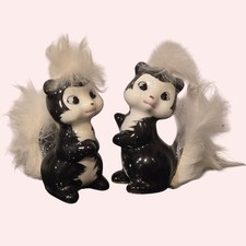 Vtg Enesco Anthropomorphic Skunk Salt Pepper Shakers Fuzzy Head Tail Japan 1950s picture
