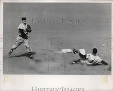 1951 Press Photo Washington Senators vs Cleveland Indians - net25568 picture