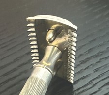 WWI Gillette “J” Series Old Type/Military Direct-Issued “Property U.S. Army “ picture