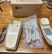 AT&T Western Bell The Trimline Analog Telephone Push Button Tan Spring Cord picture