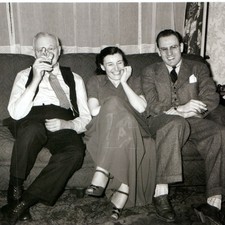 ID'd c1940s Dormont, PA Frank Bush Family Sofa Snapshot Photo Living Room Dress picture