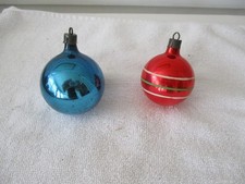 Two vintage WWII Christmas ornaments, Premier Glass, one striped, 1940s picture