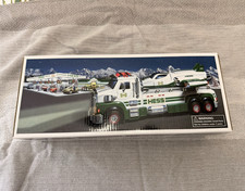 New in box Hess 2014 50th Anniversary Toy Truck & Space Cruiser Set Green/White picture