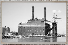50s USA NEW YORK CITY WATERFRONT INDUSTRIAL FACTORY OLD VINTAGE Photograph 18219 picture