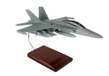 USN Boeing EA-18G Growler Electronic Warfare Desk Display 1/48 Model SC Airplane picture