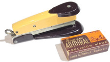Vintage ARROW Admiral Stapler Rare Butterscotch Tan w/ Original Staples picture