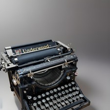 Antique 1920s UNDERWOOD  No 5 Standard Black Manual TYPEWRITER picture