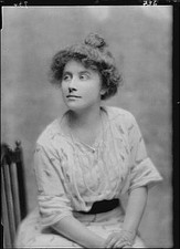 Photo:Thomas,Miss,clothing,portrait photograph,women,Arnold Genthe,1914 picture