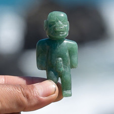 Handcrafted aventurine Mayan Human Figurine Small pendant, Sculpture picture