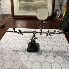 VINTAGE HELPING THIRD HAND WITH MAGNIFYING GLASS SOLDERING + BENCH TOOL picture