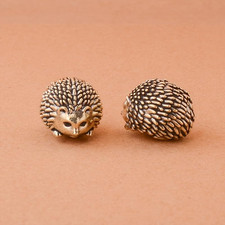 2PCS Vintage Brass Hedgehog Figurines, Themed Decor for Various Room Types, Idea picture
