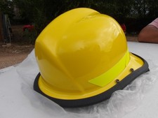 Bullard Firefighter Helmet 2023 w/ faceshield (Brand New on its original box). picture