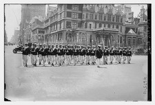 1918 July 4 Parade Fifth Avenue New York City Cornelius Vanderbilt II House picture