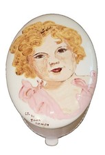 Rare Vintage hand painted Shirley Temple ceramic larger jewelry trinket box ￼ picture