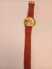 Disney Pocahontas  Vintage 1995 Quartz  Gold Case Leather musical  no battery  picture