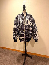 Dolce & Gabbana Men’s Black/White Logo Graphic Print Full Zip Bomber IT56 picture