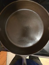 vintage lodge cast iron skillet 8 with blob 2 picture