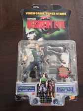 Capcom Resident Evil Chris Redfield & Cerberus Super Stars Figure picture