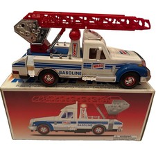 Brand New In Box Vintage 1995 Wilco Rescue Truck  All Lights And Sounds Work. picture