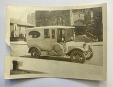 Vintage photo of a Unique Early Automobile with Detailed Description on back picture
