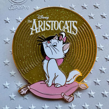 PALM Disney The Aristocats Marie Gold Vinyl Record Chaser Pin picture