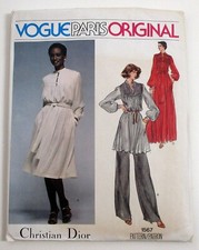 UNCUT Vtg. 1970's Vogue Sz. 10 Couturier Christian Dior  Dress Pattern 1567 picture