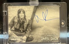 RARE 2017 Topps Walking Dead Daryl Dixon Autograph AUTO hard signed #d /10 picture