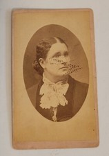 Waverly Iowa~Leo Kahn Artistic Photography~Old Woman ~Carte de Visite~c1875 CDV picture