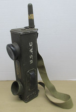 WW2 US Army 1943 Signal Corps Radio Receiver/Transmitter BC-611-D Walkie Talkie picture