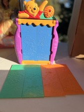 Vtg 90s Disney Winnie the Pooh Rub A Picture Portable Art Set Mattel Rubbing picture