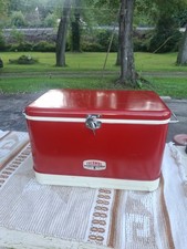 Thermos Delux Model 44 Ice Chest. 1960s and Early 70s. Great Condition. picture