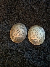 Vtg Taxco Concho simple large oval sterling silver etched clip on earrings picture