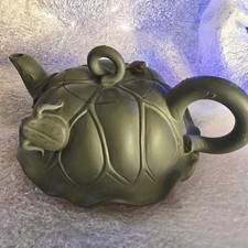 Vintage Chinese Yixing Zisha Green Clay Frog Lotus Teapot - Jiang Rong Mark READ picture
