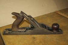 Vintage Stanley Bailey NO 5 Corrugated Bottom Plane- V Logo- 3- Patent Dates picture