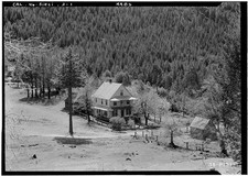 Photo:Sierra City California Main Street House HABS 1930s Mountain Home picture