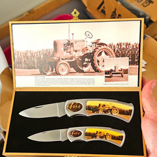 John Deere 1954 Tractor Design Pocket Knife Set w/ Wooden Display Box picture