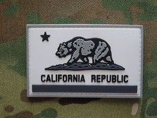 California Republic Black White 2x3