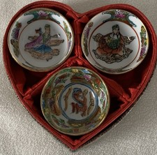 ON SALE:MINI PORCELAIN CEREMONIAL (China) BOWL SET/CUSTOM DISPLAY HEART BOX/RARE picture