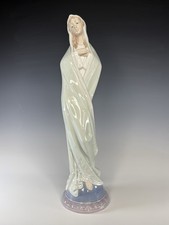 Lladro Sweet Mary Porcelain Figurine 6631 Virgin Madonna Mother Spain 14 picture