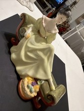 Vintage Royal Doulton Art Ease HN2473 Figurine Bone China picture
