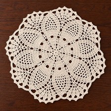 4Pcs/Lot 11-12in Vintage Hand Crochet Lace Doilies Table Placemats Flower Doily picture