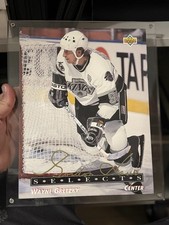Wayne Gretzky 1992-93 Upper Deck 8 1/2 x 11 Photo Card w/ Gordie Howe Auto picture
