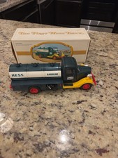 Recommended)RARE Vintage 1982 The First Hess Truck Black Switch Variant... picture