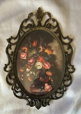 Vintage Brass Oval Ornate Convex Floral Picture Frame Made in Italy 10