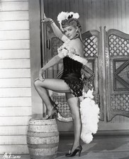 KCE2-464 ANN SHERIDAN 1953 TAKE ME TO TOWN PIN-UP VINTAGE 8X10 B&W COPY NEGATIVE picture