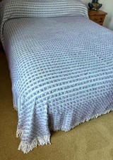 Beautiful Vintage 60s Double Vantona cotton Rosebud Bedspread Throw cottagecore  picture