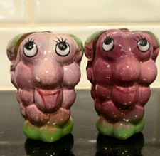 Vintage 1950s Anthropomorphic Grape Salt & Pepper Shakers ceramic fruit Japan picture
